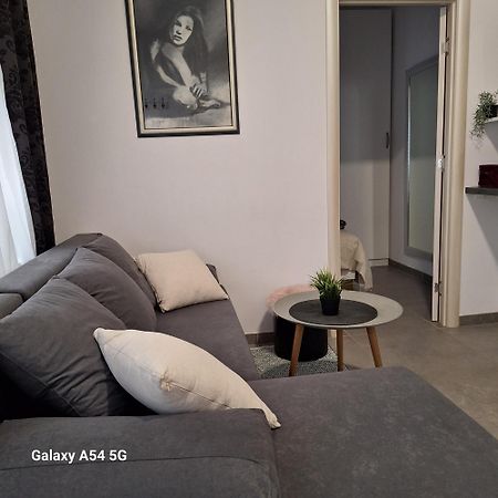 Studio Apartmani Louis I Lola Zagreb Buitenkant foto