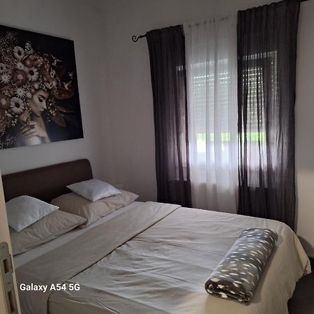 Studio Apartmani Louis I Lola Zagreb Buitenkant foto