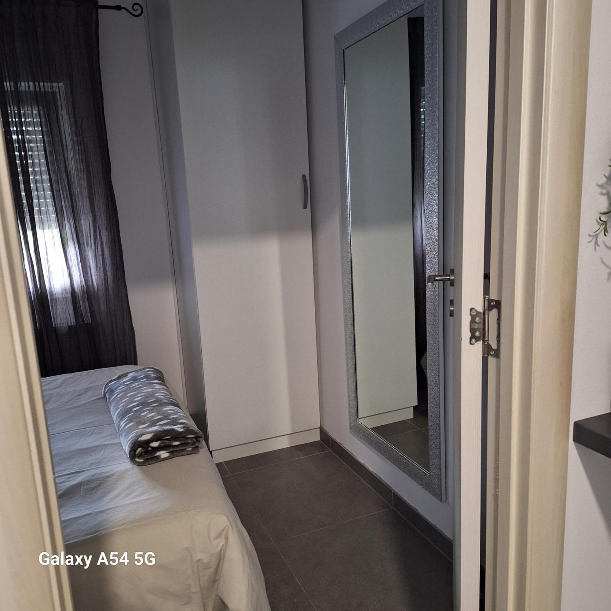 Studio Apartmani Louis I Lola Zagreb Buitenkant foto
